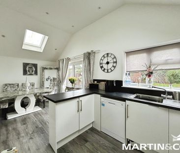 3 bedroom detached bungalow to rent - Photo 6