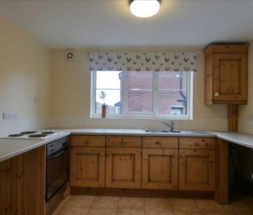 2 bedroom semi-detached house to rent - Photo 6