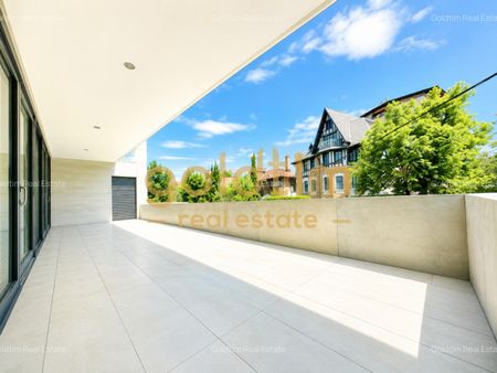 UNIQUE/ONE FLOOR/UXURY DESIGN/TERRACE 100 SQM/2 UNDERGROUND PARKING (+TVA) - Photo 5