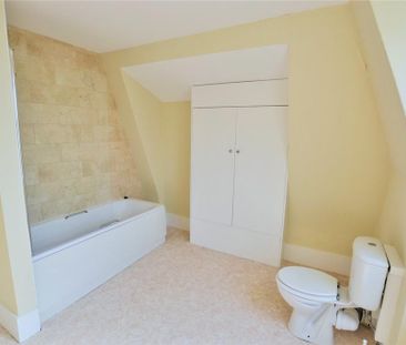 2 bedroom apartment to rent - Photo 6