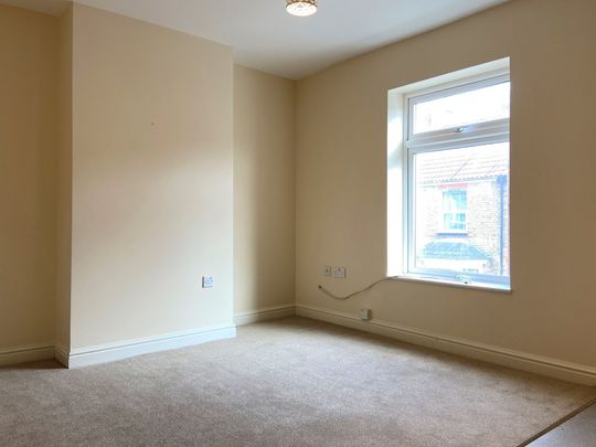 Eastbourne Road, Taunton - Photo 1