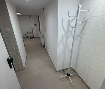 2 Zimmer Souterrainwohnung mit Einbauküche - Photo 2