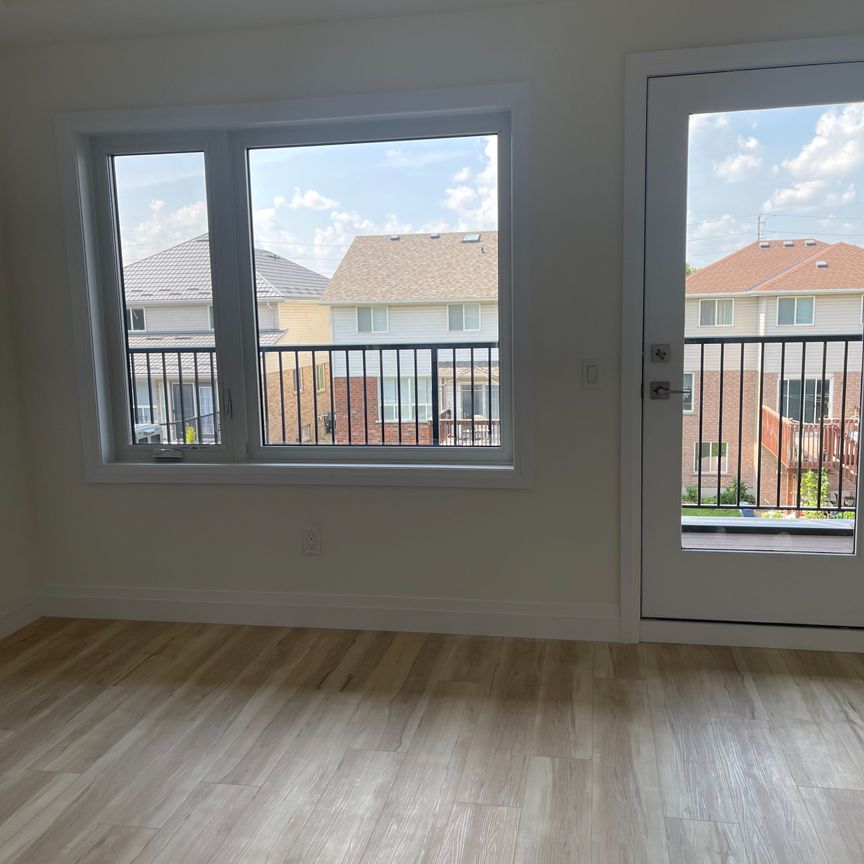 For Lease - 30 Lily Lane, Guelph, Ontario - Photo 1