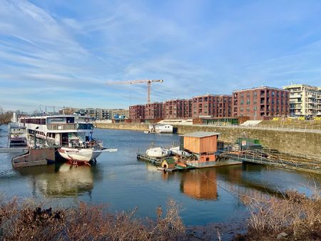 HAFENCITY DRESDEN - STADTVILLEN AM ELBBOGEN - Foto 3