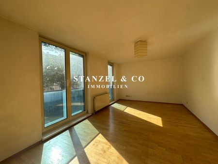 MODERNE & SONNIGE GARCONNIERE - Photo 2