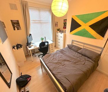 4 bedroom house to rent - Photo 2