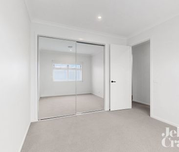 32A Roland Avenue, Strathmore - Photo 4