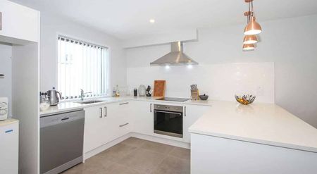 LIVE THE LIFESTYLE IN THE HUB OF SILVERDALE! - Photo 2