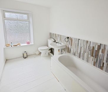 2 bedroom terraced house to rent - Photo 6