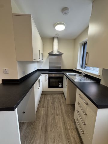 1 Bed Flat, Burgess Road, LE2 - Photo 3