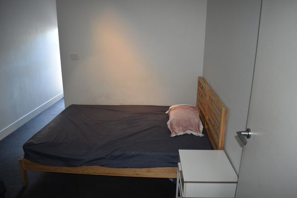 Hughesdale - Photo 1