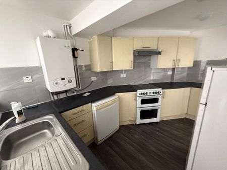 North Hill Road, Swansea, SA1 - Photo 3