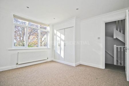 4 bedroom terraced house to rent - Photo 2
