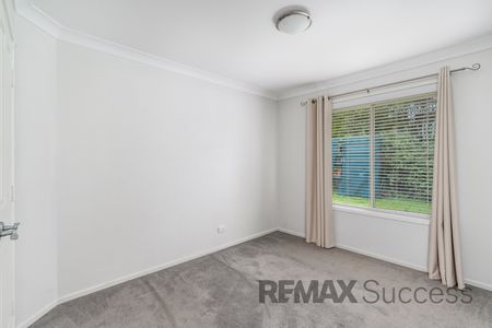 12 Windemere Terrace, Mount Lofty QLD 4350 - House For Rent | Domain - Photo 4