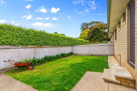 Modern Comfort & Effortless Living - Photo 2