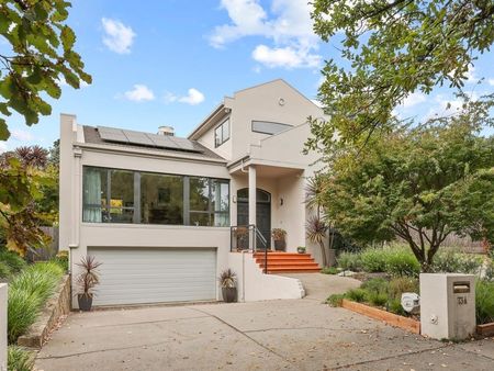 73A Jansz Crescent, Griffith ACT 2603 - House For Rent | Domain - Photo 3