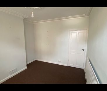 3 Bed Terraced House, Gawthorne Street, NG7 - Photo 3