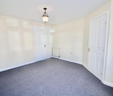 3 bedroom Semi-detached house to rent in Chesters Avenue, Longbento... - Photo 6