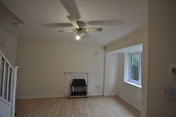 2 bedroom house to rent - Photo 1