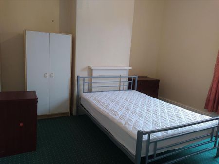 4 bedroom house share to rent - Photo 4