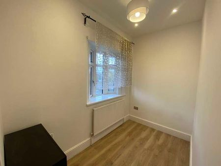 Cranbrook Road Ilford, IG1 - Photo 4