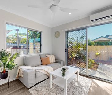 33 Berrimilla St, Manly West, Qld 4179 - Photo 2