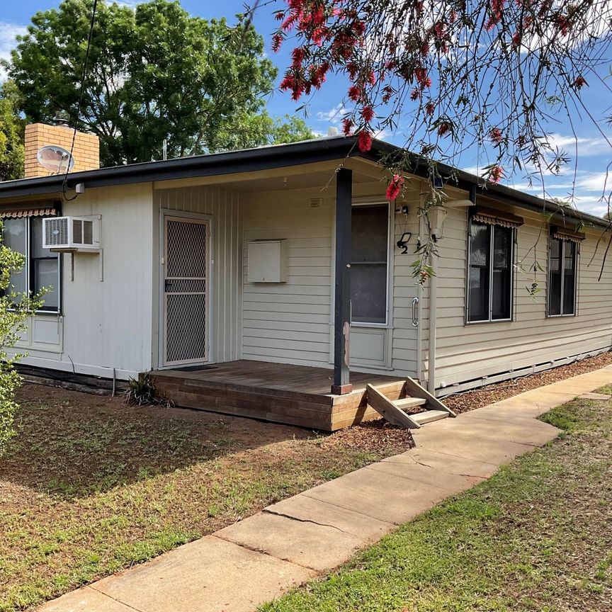 2 Currajong Avenue, Katamatite - Photo 1