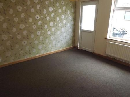 Manby Road Gorleston, Great Yarmouth - Photo 2