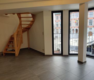 Duplex met 1 slaapkamer op de Grote Markt van Halle - Photo 3