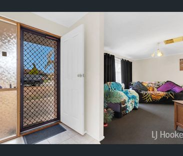 Family Home on a Beautiful Corner Block - Photo 2