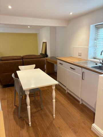 1 bedroom flat to rent - Photo 5