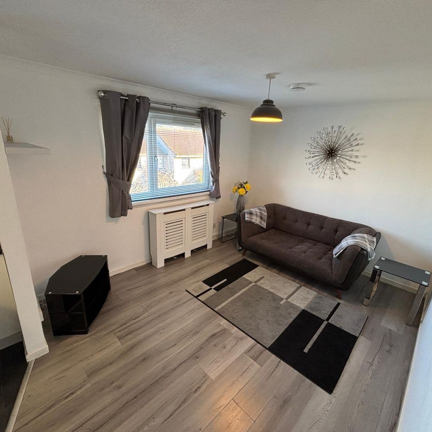 Fairview Circle, Aberdeen - Photo 1