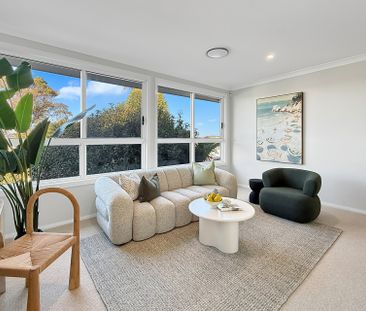 BEAUTIFUL FAMILY HOME - Photo 4