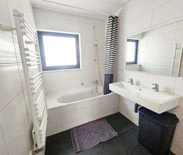 Appartement te huur - foto 4