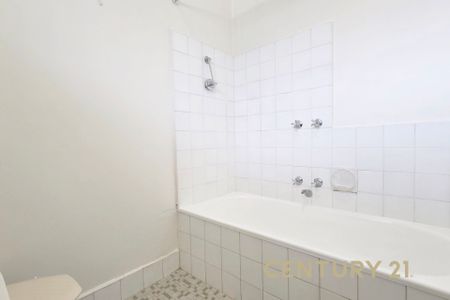 Bright & Easy Living - Photo 3