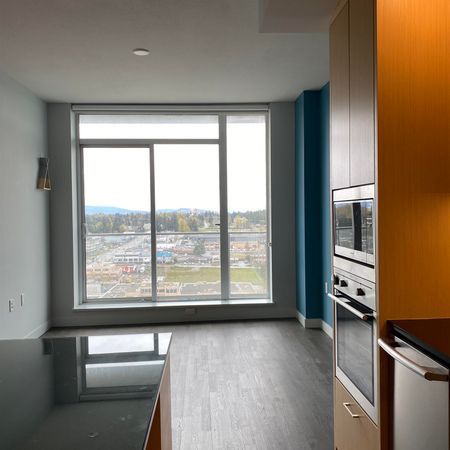 13495 Central Avenue #2004, Surrey, BC V3T0K2 - Photo 3