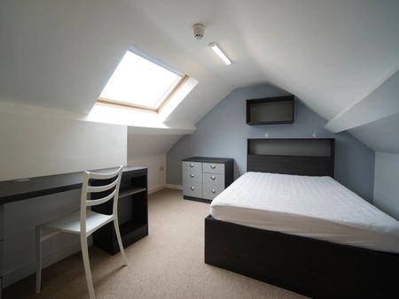 37 Hill Street - Photo 3