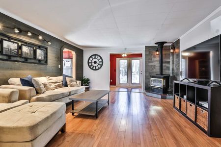 For Lease - 366 Irene Drive, Georgina, Ontario - Photo 2