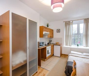 Flat 08 West Cromwell Road, Earls Court SW5 9QL - Photo 3
