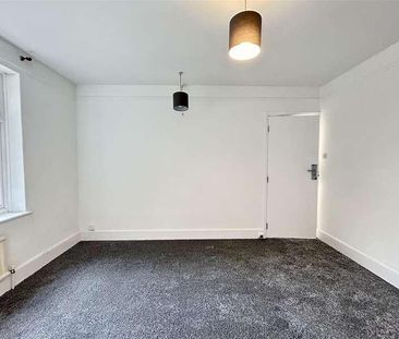 Hart Road, CM17 - Photo 5