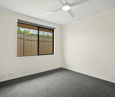 Coastal Charm in Wannanup – Spacious Family Living - Photo 4