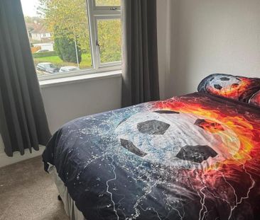 3 bedroom terraced house to rent - Photo 5