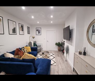 Room in a Shared Flat, Keep Private, CR7 - Photo 2