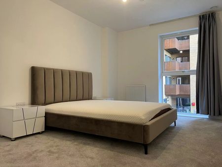 Tidey Apartments, East Acton Lane, London W3 - Photo 2