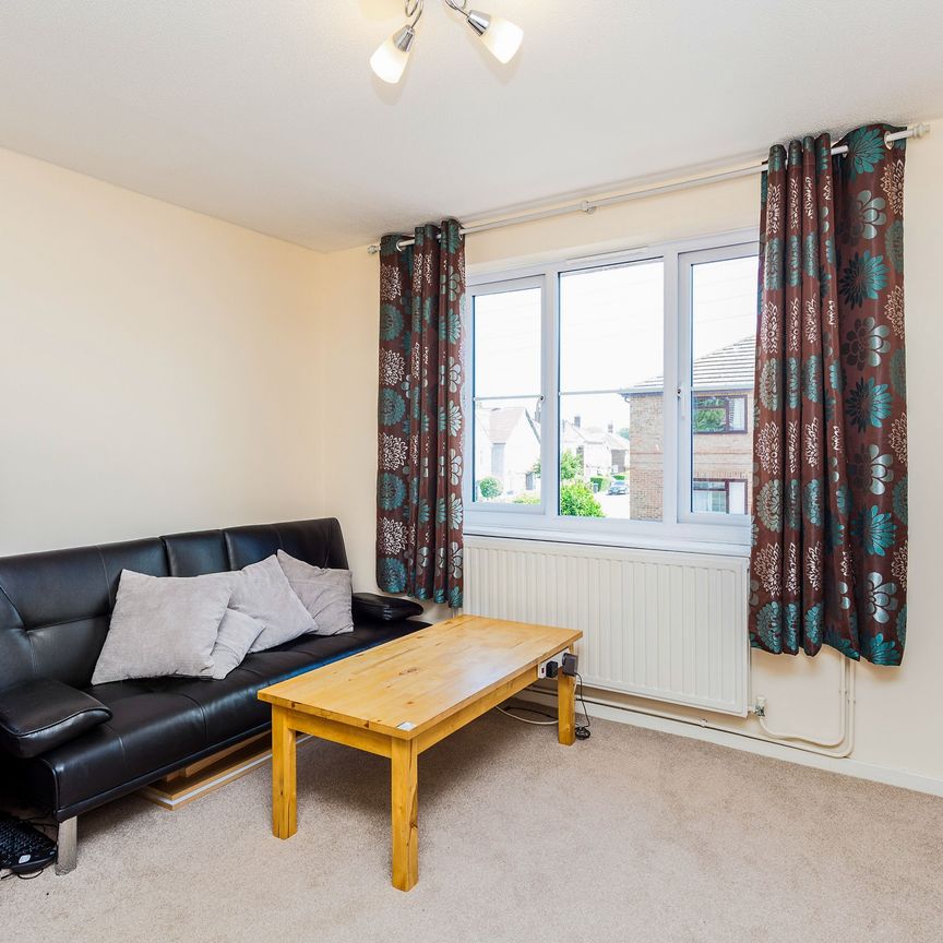 1 bedroom apartment to rent Gordon Close, Haywards Heath, RH16 - Photo 1