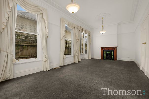 27 Johnstone Street MALVERN - Photo 1