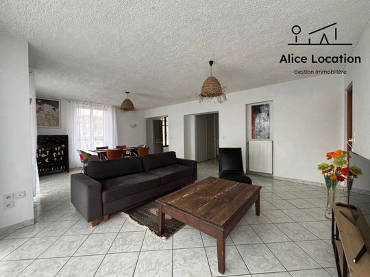 Location Appartement 3 pièces 76m² EVIAN LES BAINS 74500 - Photo 1