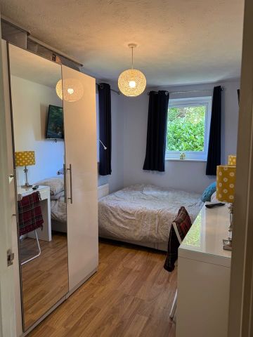Room in a Shared House, Spindlewood Close, SO16 - Photo 5