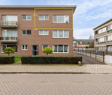 Appartement met 2 slpkm en garage - Photo 4