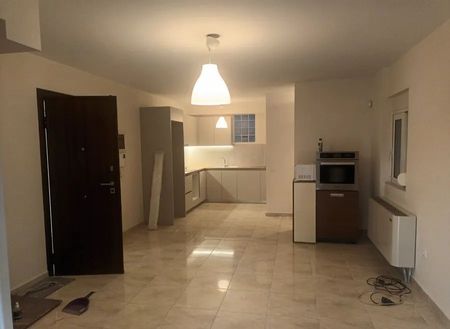 Διαμέρισμα για ενοικίαση Κέντρο (Καλύβια Θορικού) - Φωτογραφία 2